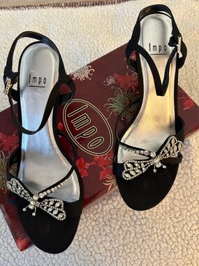Vintage IMPO Evening Heels with Rhinestone Dragonfly Ornament Size 7.5 M